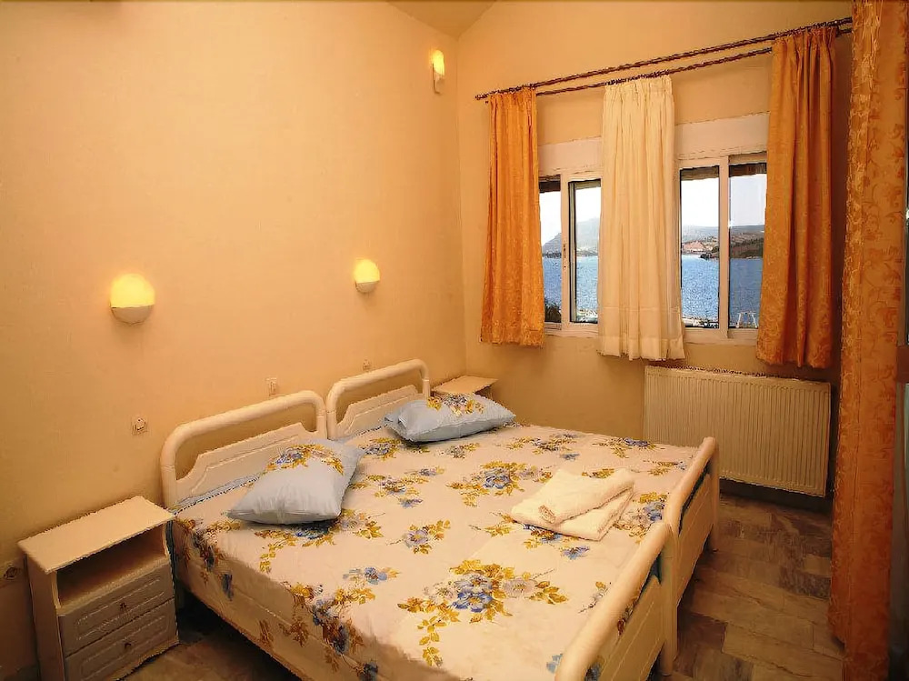 Aris Villas
