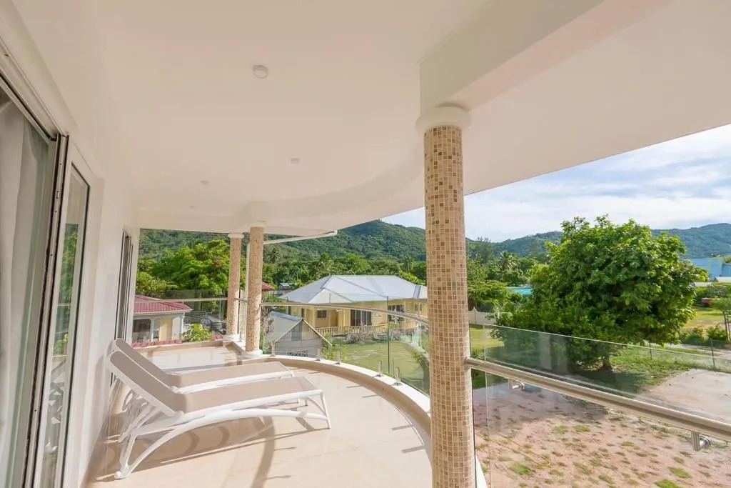 Tropic Villa Annex