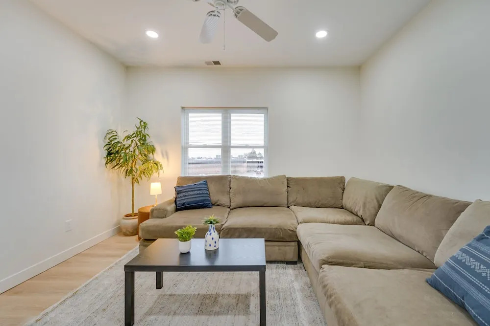 Sleek Apartment Near St Clair City Boat Harbor!