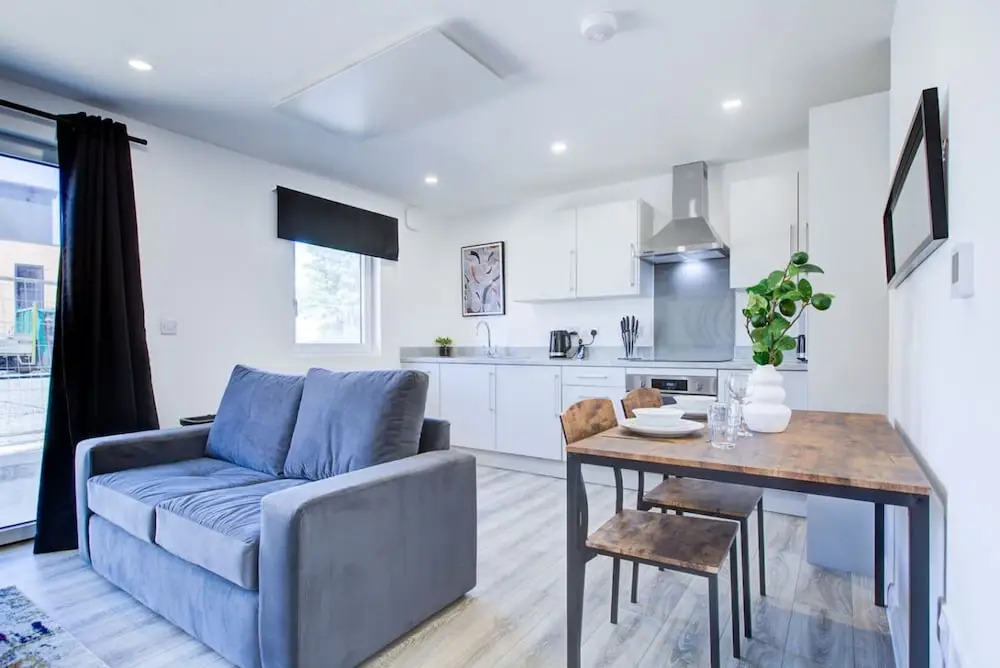 Penny Place Retreat Central 2bed 2bath by Station Free Parking
