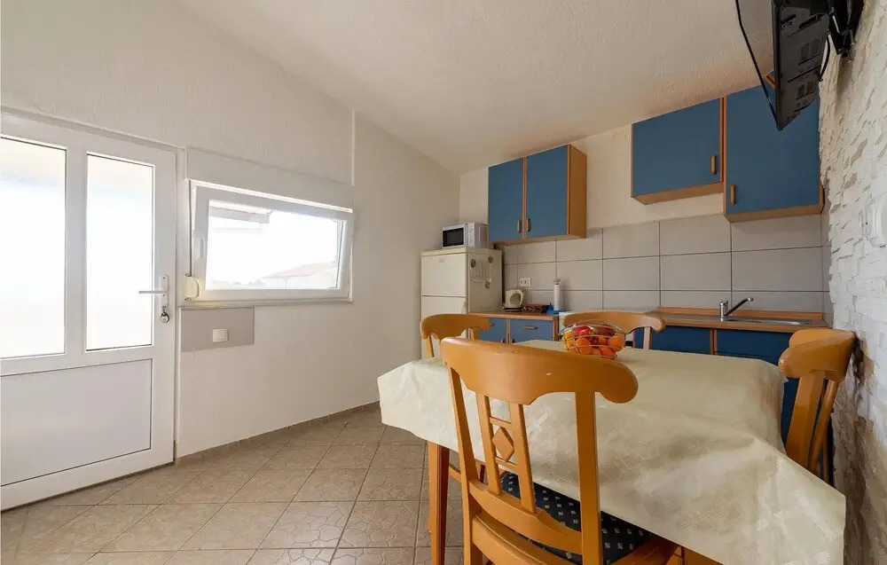 Amazing Apartment in Vir With 1 Bedrooms and Wifi