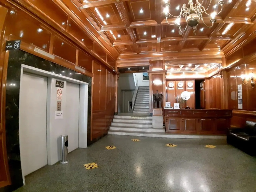 Hotel MAURY