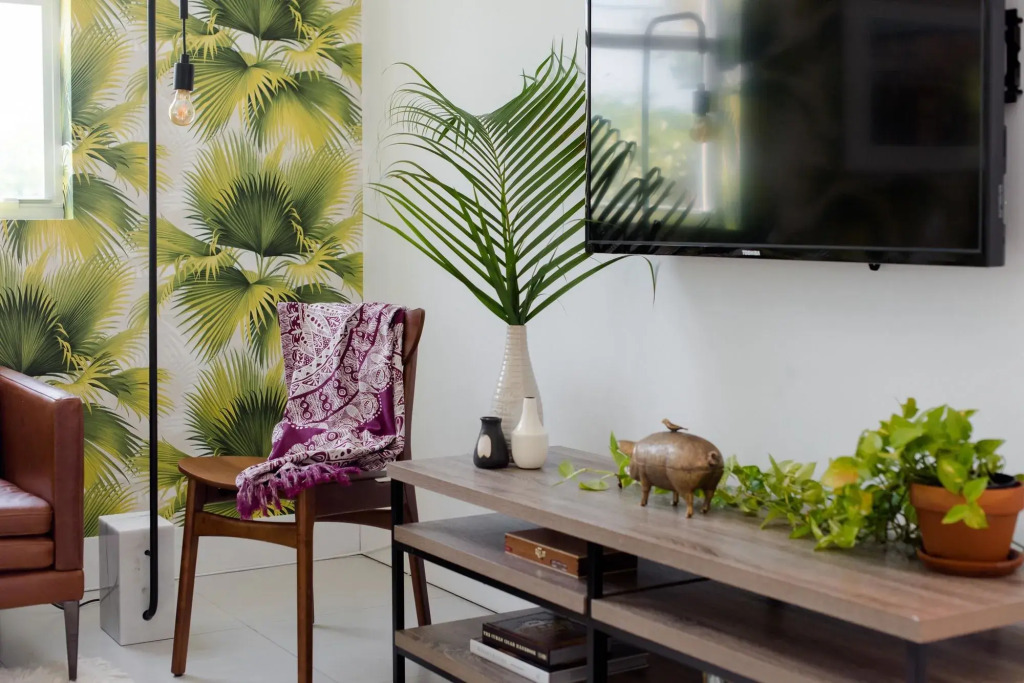Colorful Studio in Wynwood by Sonder