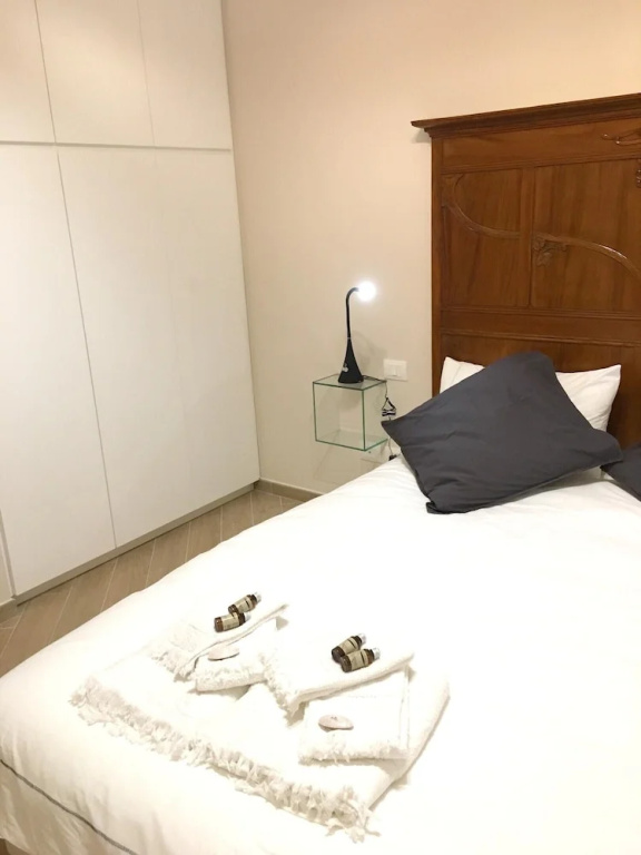 Apartment With one Bedroom in Palermo, With Wonderful City View, Furni