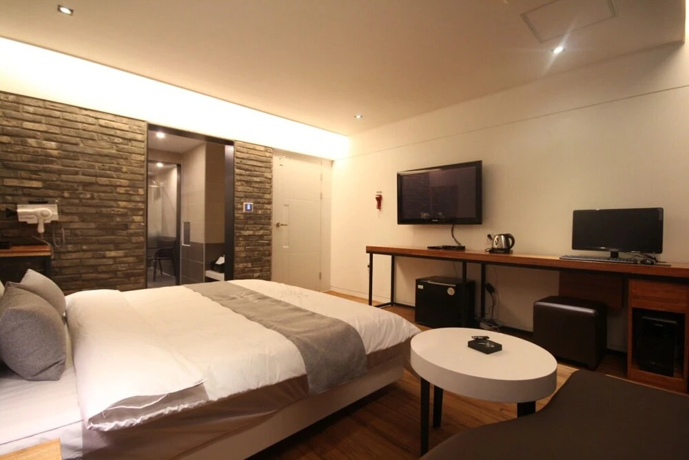 Yeonsan Oops Hotel