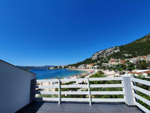 Spacious Apartment in Klek with Private Terrace