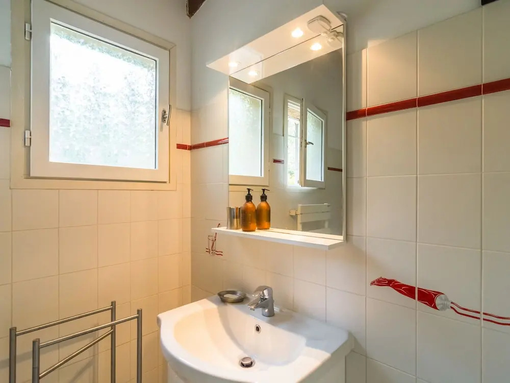 Villa in Hyères near Beach & Pool