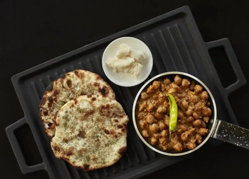 Hotel Malhotra inn 50 Meter from Golden Temple