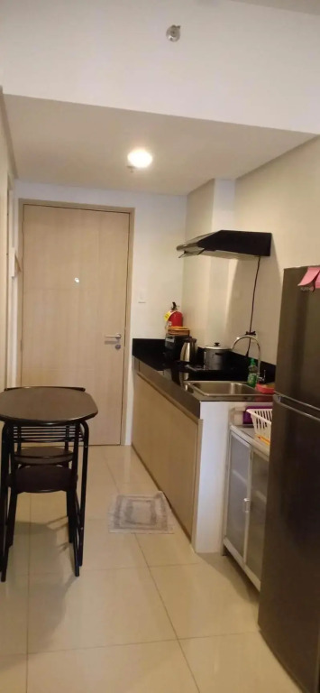Family freindly 2 bedroom condo at Vine Residences