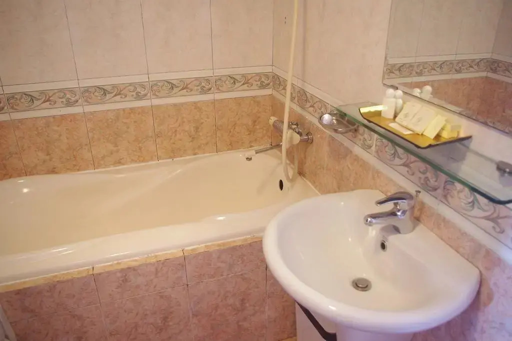 Anh Duy Hotel - Nguyễn Công Trứ The Bitexco Neighbour