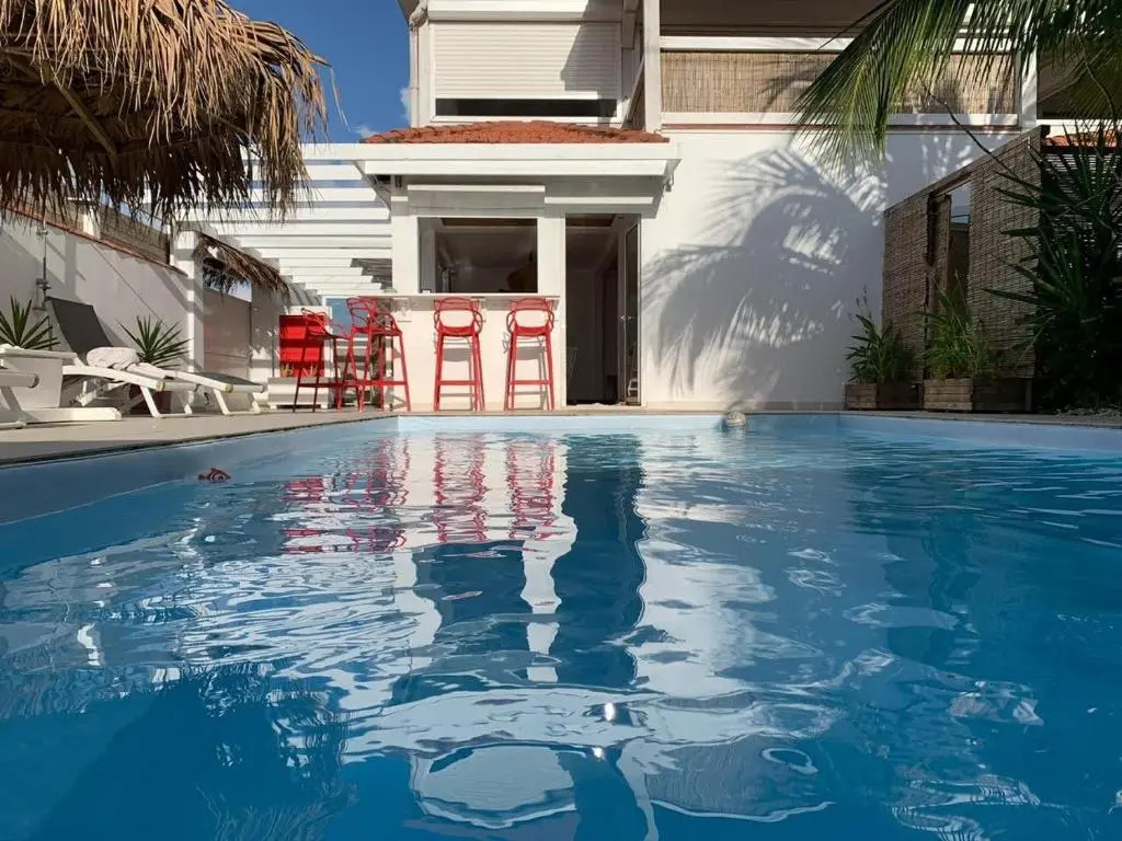 Gite Corossol Martinique piscine privée, résidence naturiste