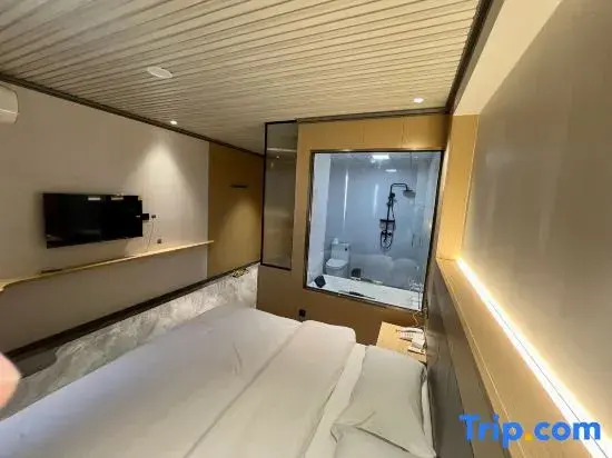 Huidu Hotel