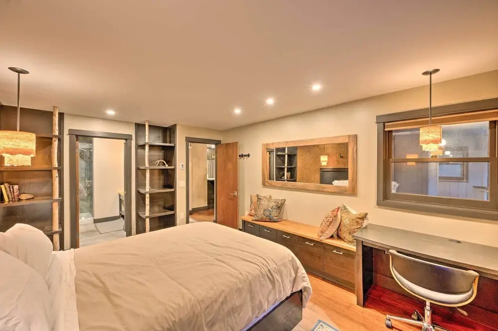 Riverfront Lincoln Condo: 1 Mi to Loon Mountain!