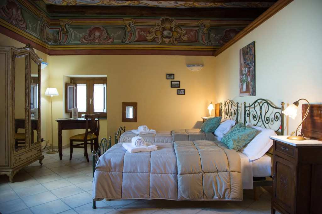 Palazzo Lauritano