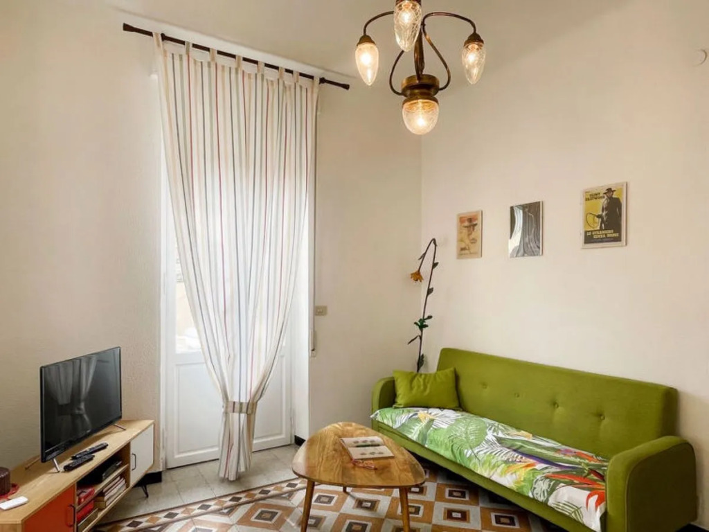 Apartment 8 1/2 Imperia