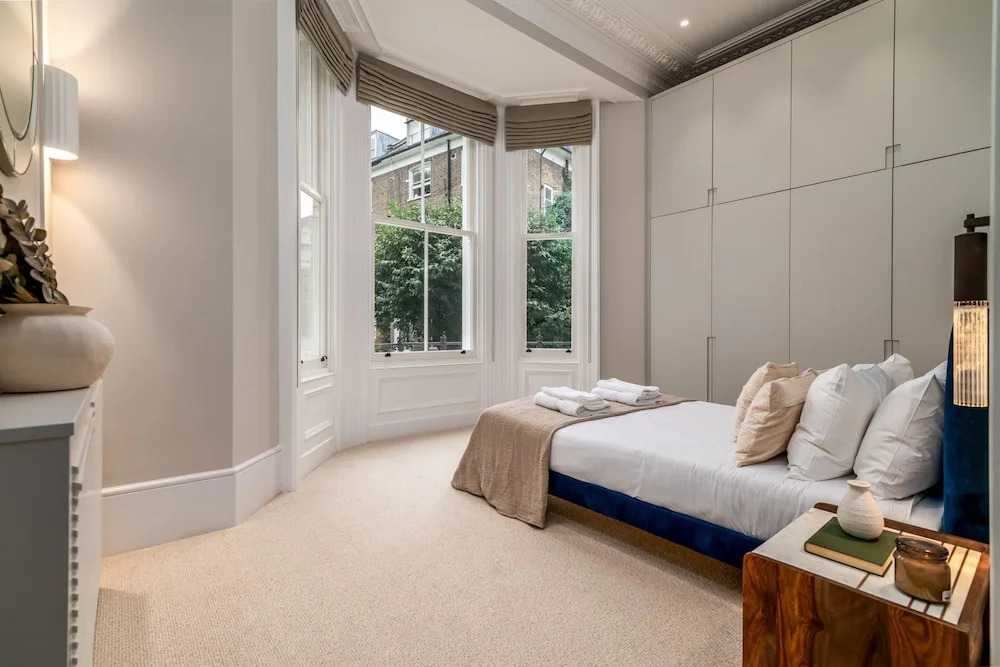 Modern Apartment Near Central London