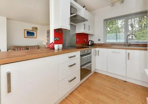 3 Bed in Pwllheli oc-16glyn