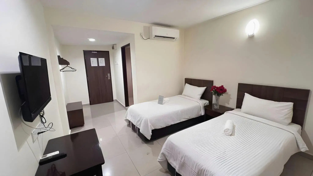 JB City Hotel
