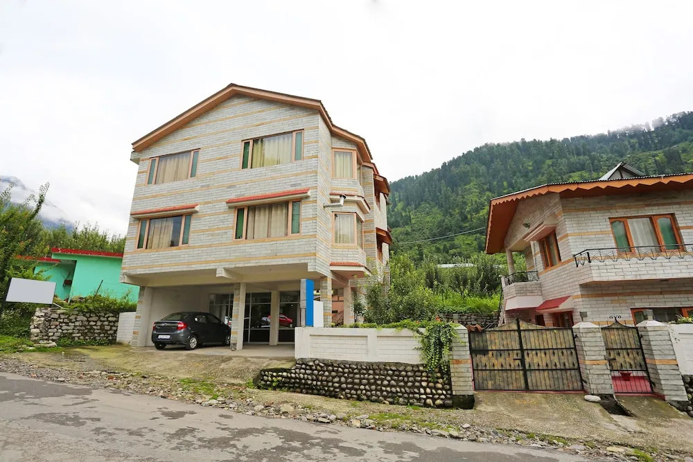 OYO 7138 Acharya Cottage
