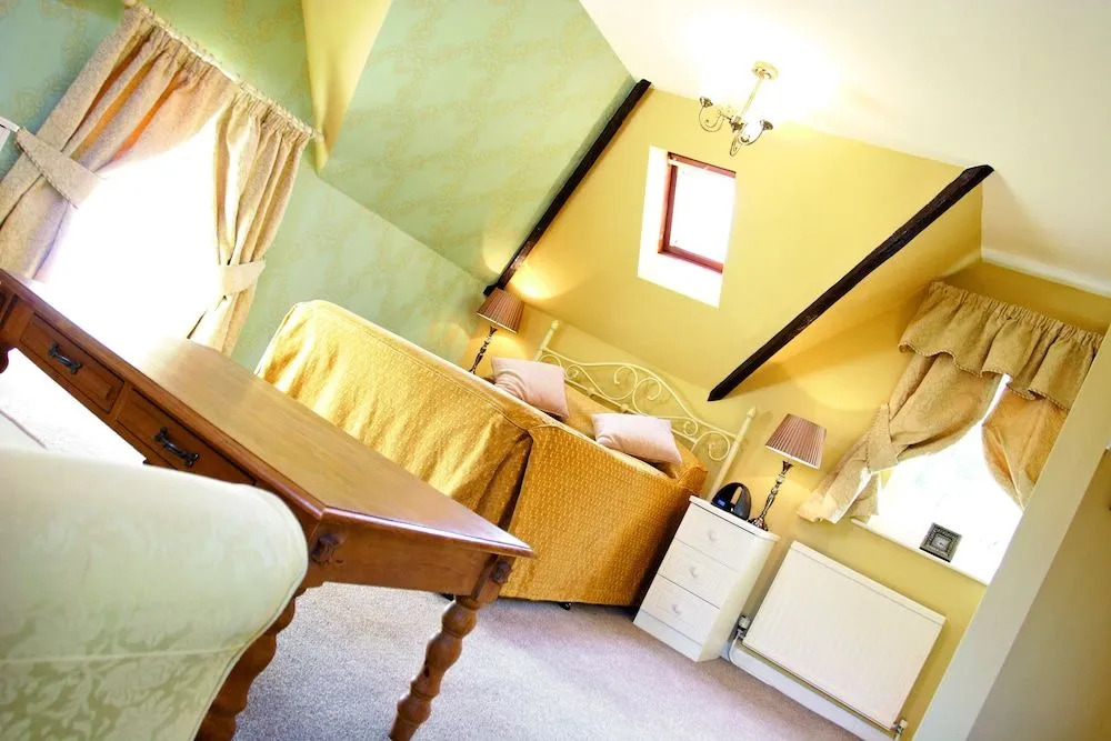 Cotford Hotel