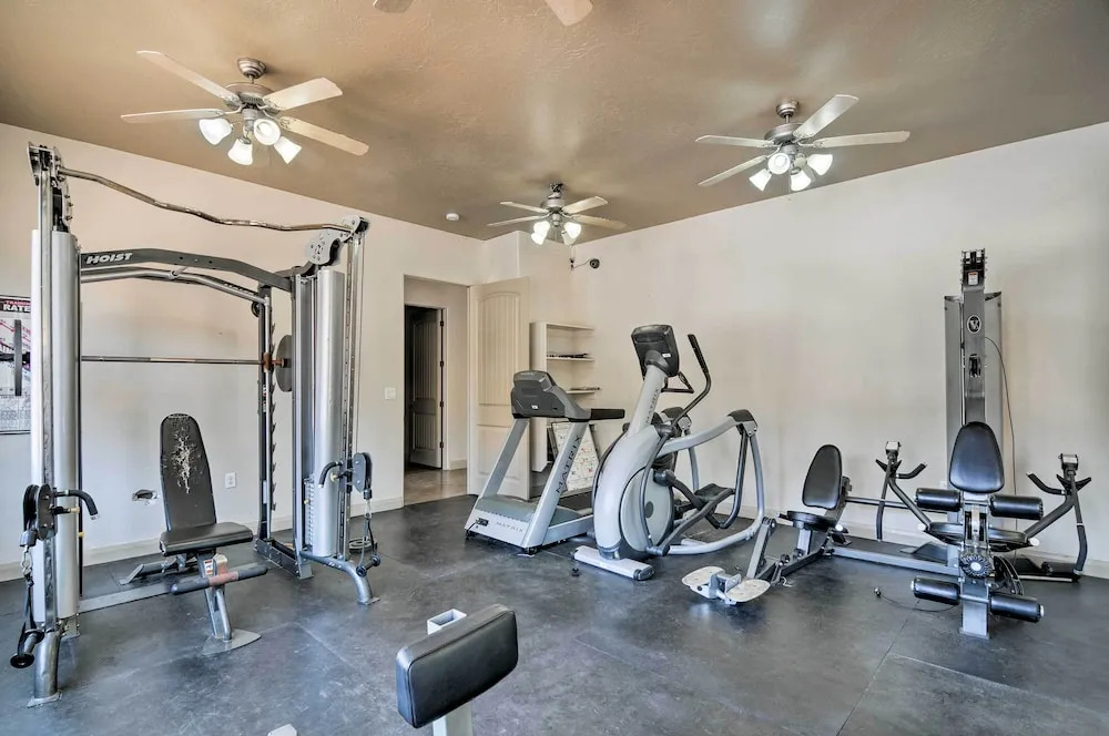Kanab Condo w/ Pool & AC < 1 Mi to Attractions!