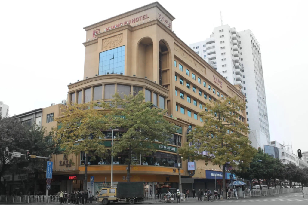 Insail Hotels Guangzhou Huangpu Dashadi Metro Station