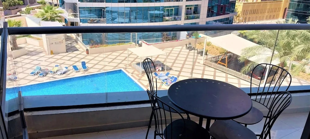 Gorgeous 1B With Balcony in Dubai Marina