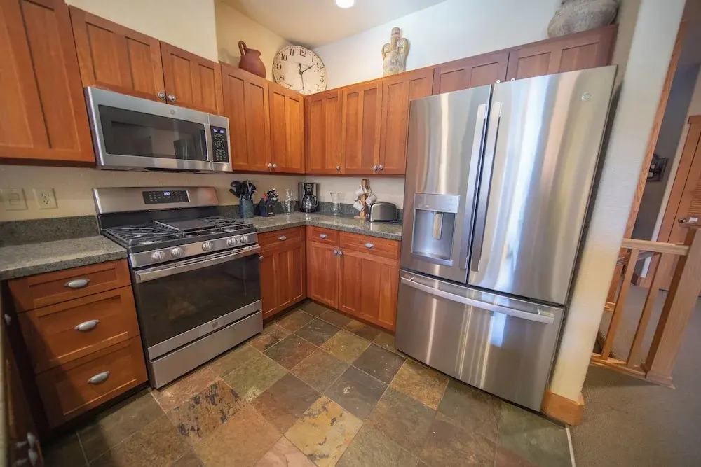 Red Hawk Townhomes 2337
