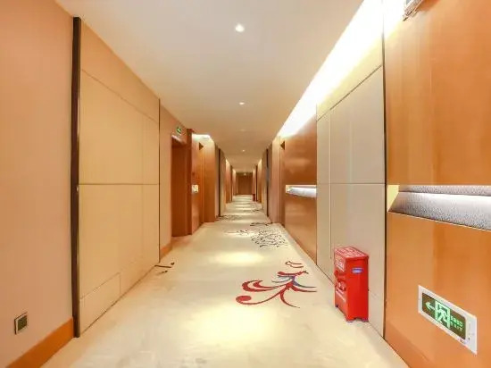 Guangzhou Jiulong Hotel (Dushan Bus Terminal)
