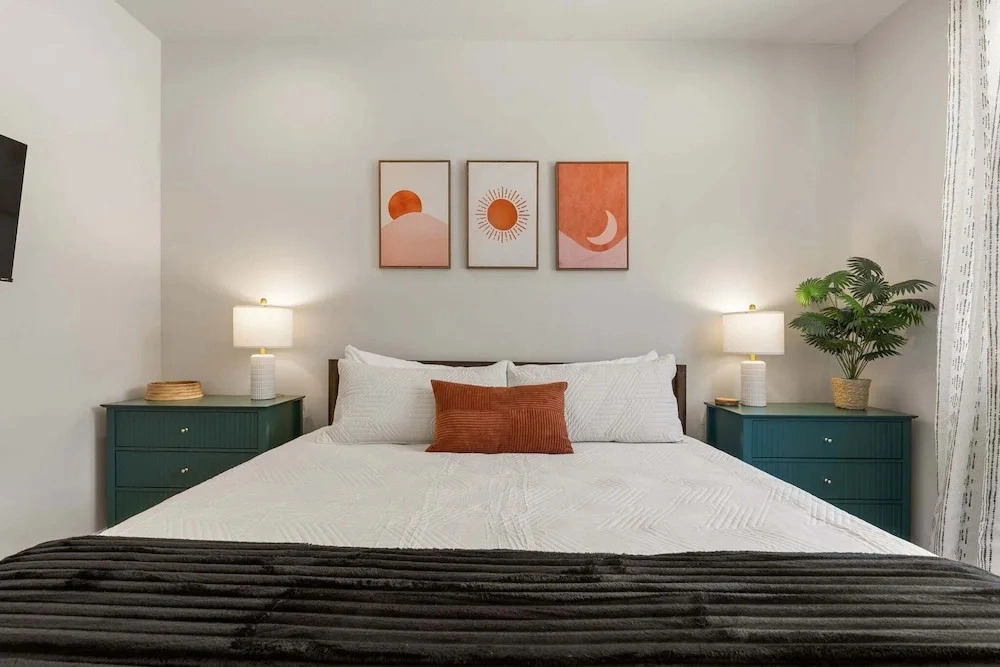 Vacation Mode 5 Bedroom Townhouse