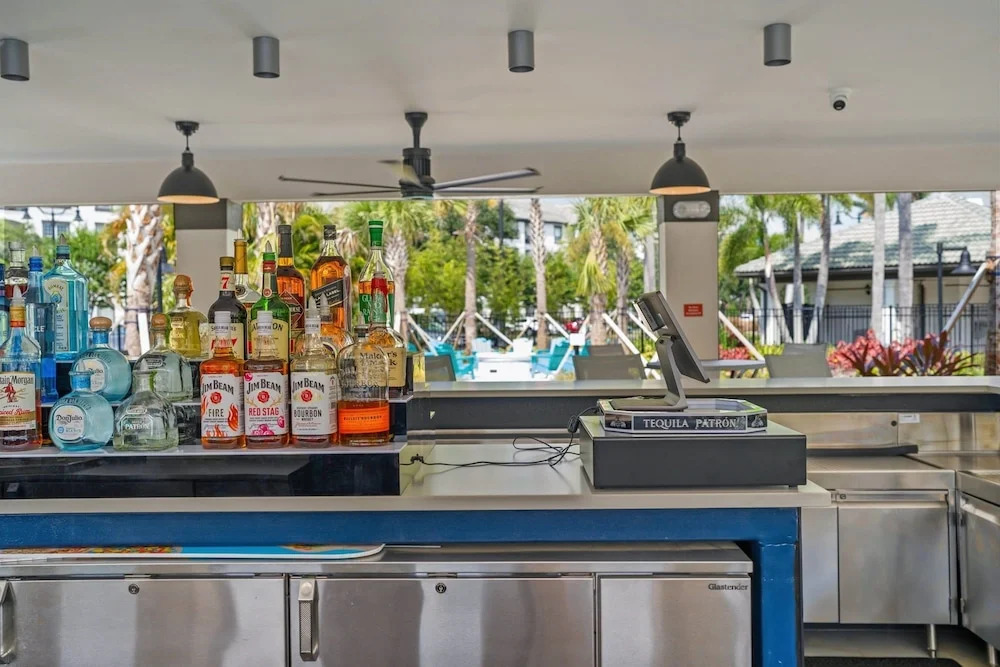 Casa Del Lago Penthouse 3 Bedroom Condo by RedAwning