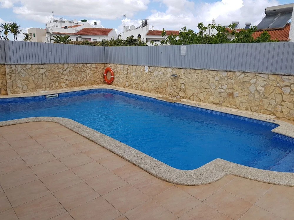 Oura Pereira Apartments