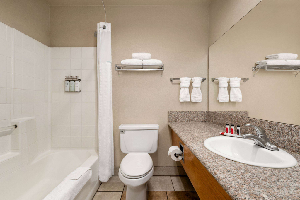 Travelodge by Wyndham Lake Havasu