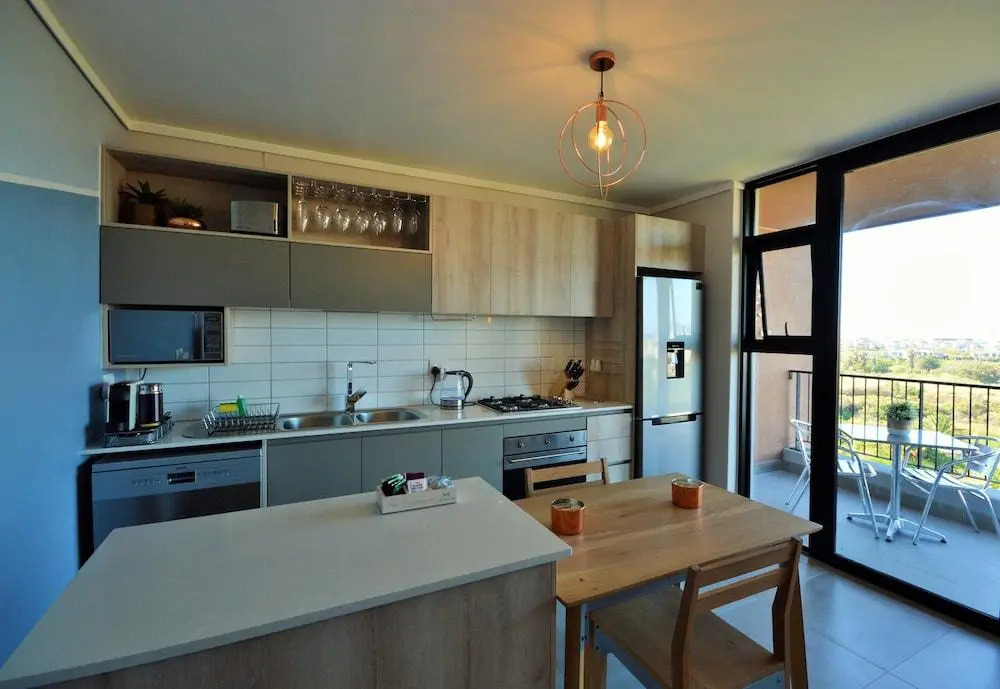 Waters Edge 705