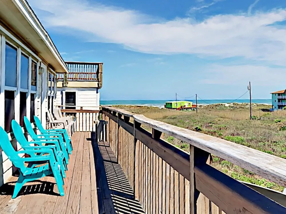 12 La Playa by RedAwning
