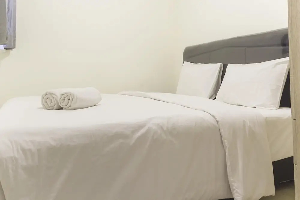 Homey and Cozy Stay 2BR at Meikarta Apartment