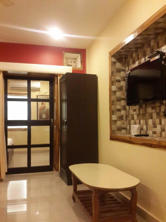 HOTEL VARUNA