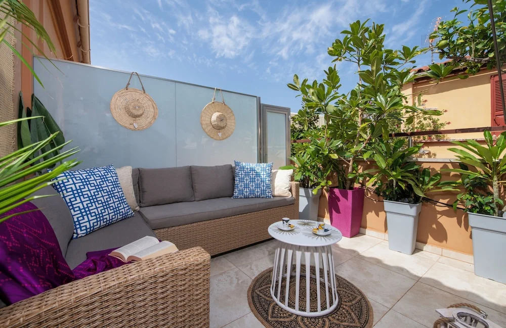 Boutique Home -Splantzia-Roof Garden