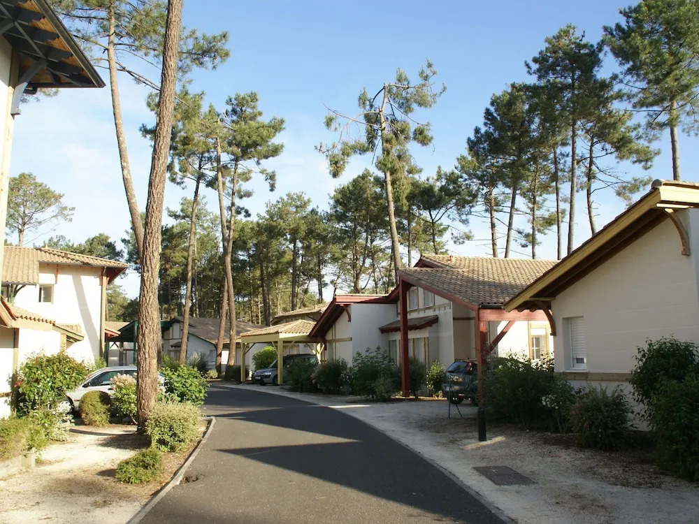 Dune du Pilat Family Getaway