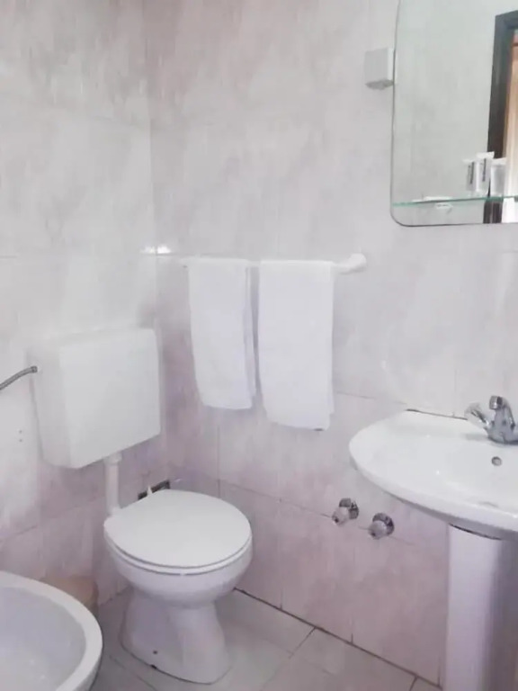 Apolo Guesthouse