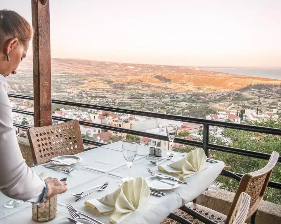 Hill View Hotel Apartments