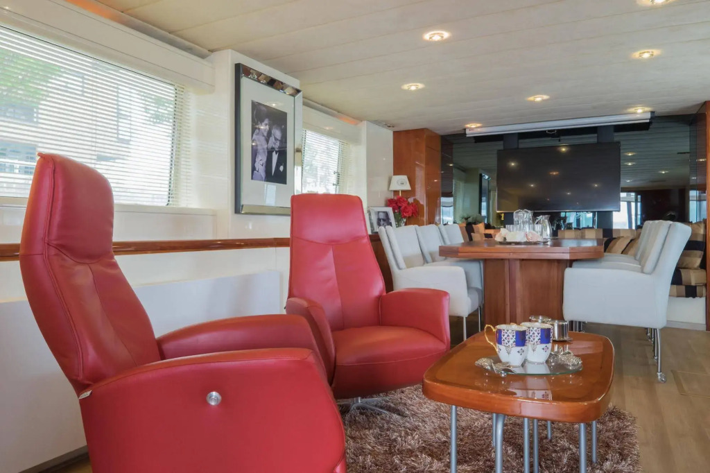 Christina Onassis Yachthotel