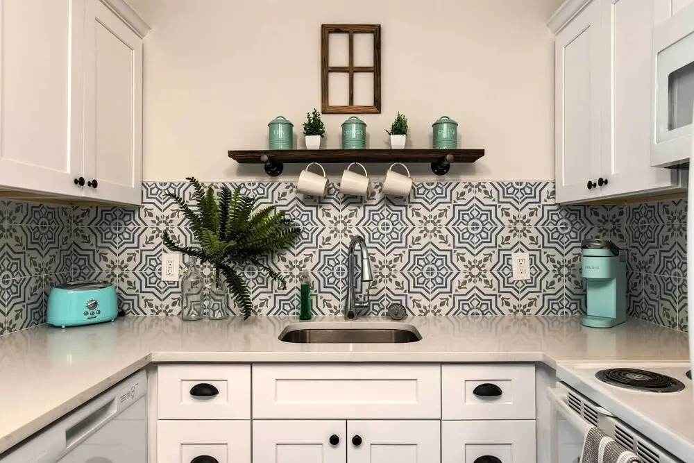 Charming Charlotte Condo - Fully Renovated!
