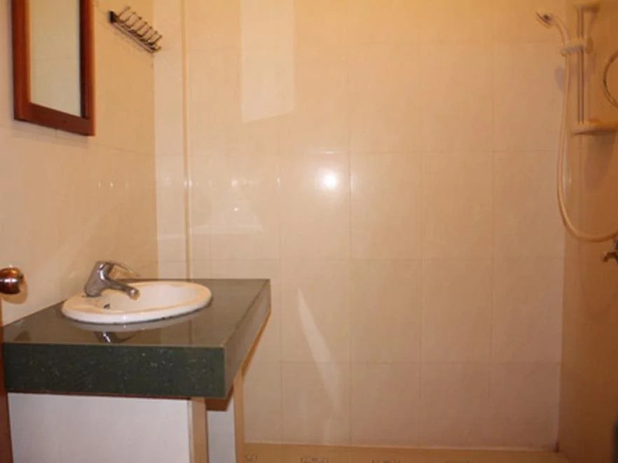 Garden Village Guesthouse & Pool Bar