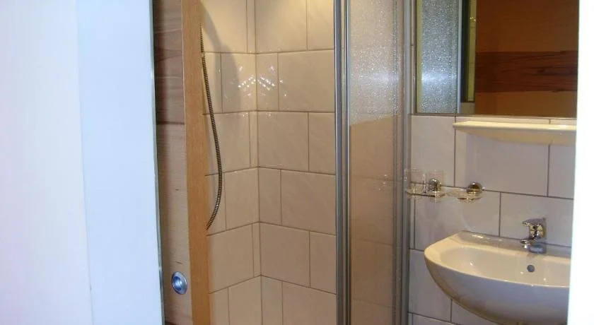 Almandin Apartments