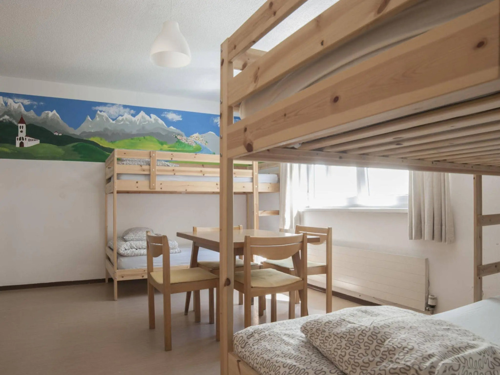 Hostel Marmota