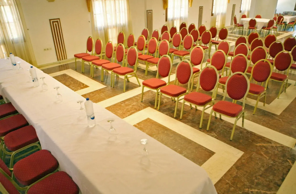 Pasiphae Hotel