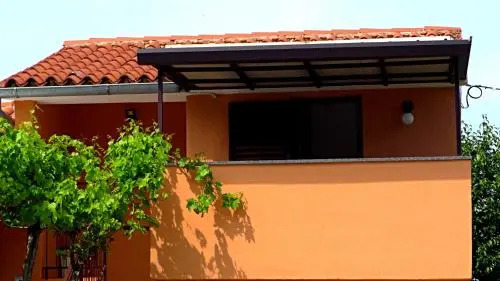 Apartments Garden Monsena