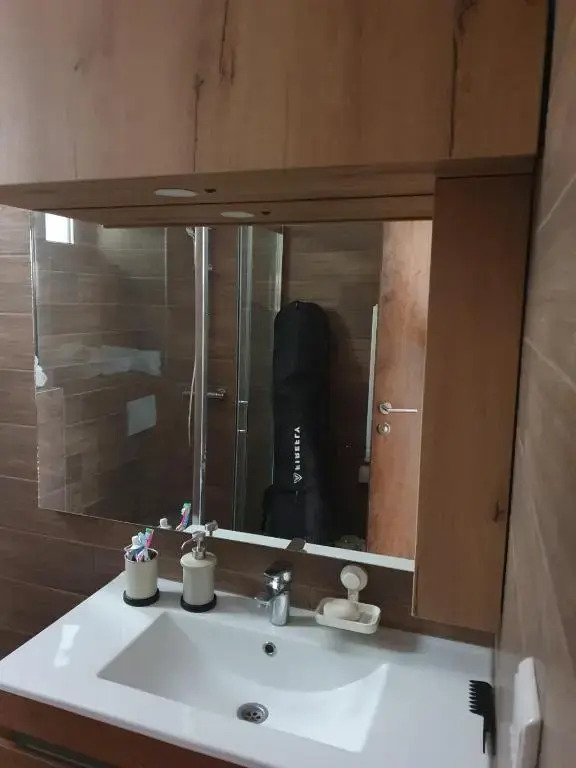 Apartman Vilotic , A2 , prizemlje Ground floor, apartman u zgradi Aris Kop-a