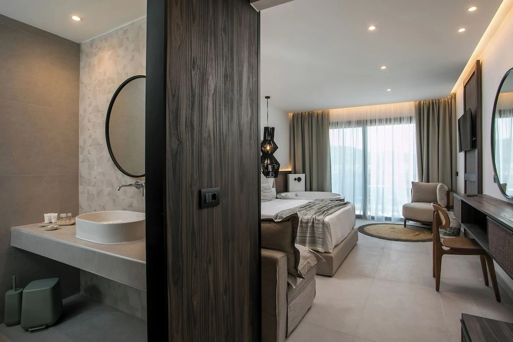 Vanik Suites